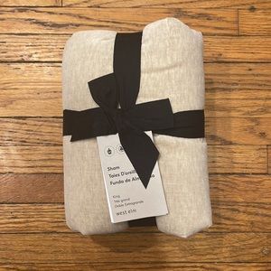 Set of 2 NEW West Elm King Size classic cotton velvet tack stitch Pillow Shams